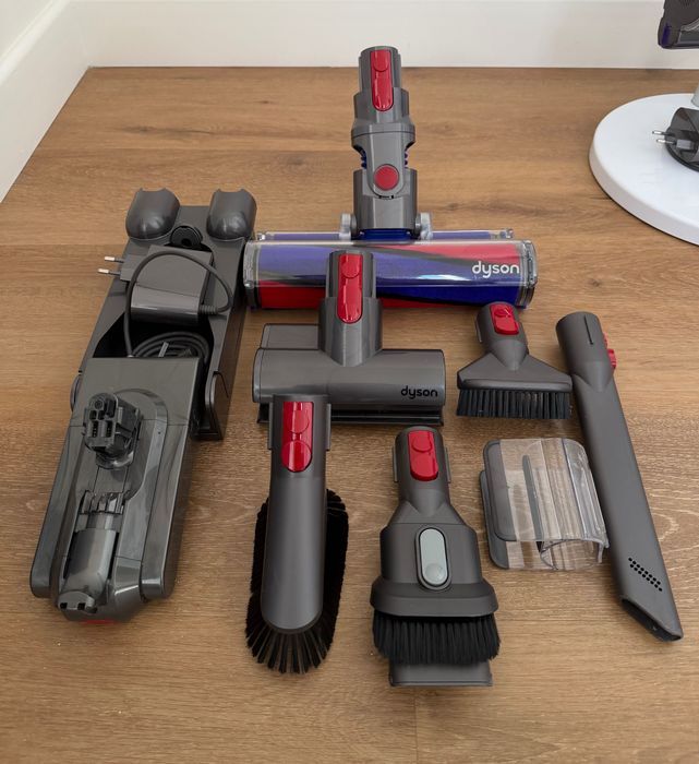 Пылесос Dyson v11 absolute extra pro