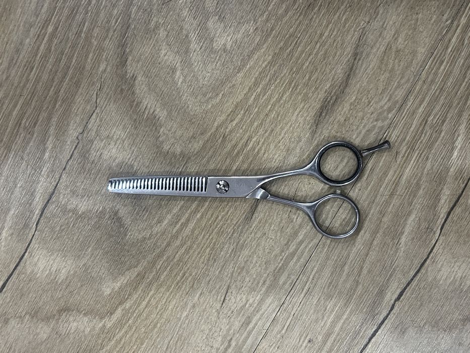 Vand trimmer babyliss si foarfeca de filat
