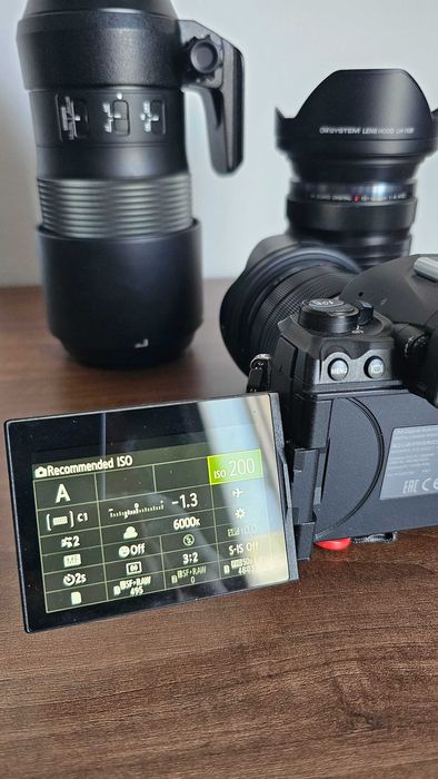 Olympus OM System OM-1 (3587 cadre) și obiective NOI