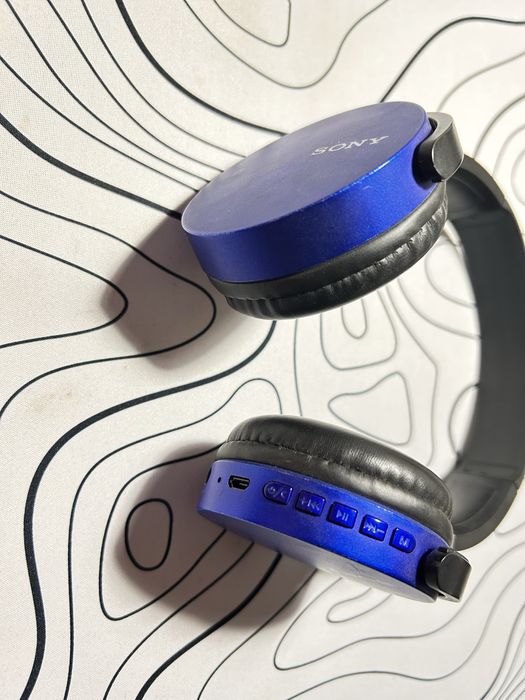 Накладные наушники Sony