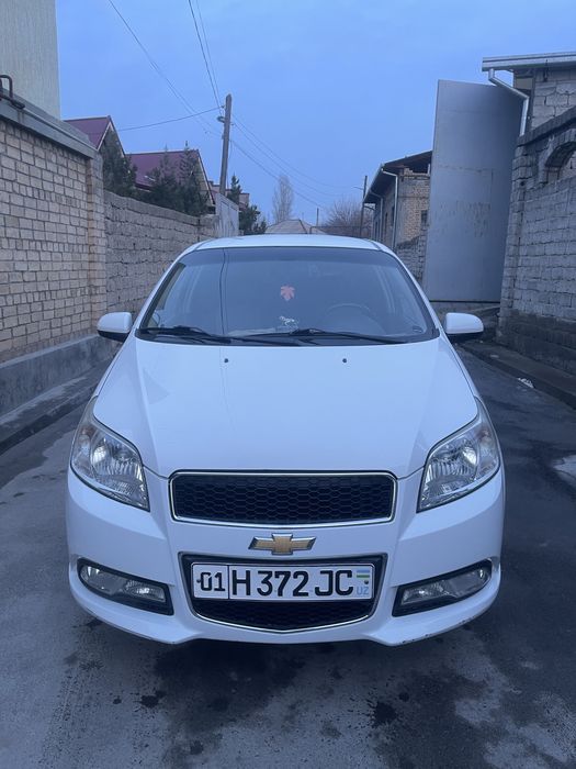 Nexia3 avtomat sotiladi