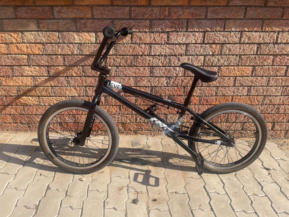 BMX level трюковой