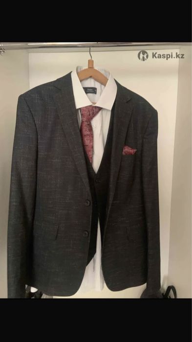 Костюм в хорошем состоянии
