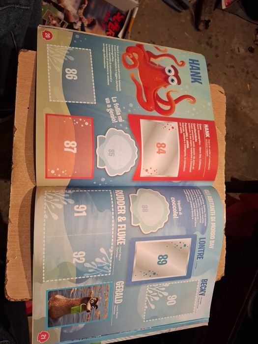Album stickere dory