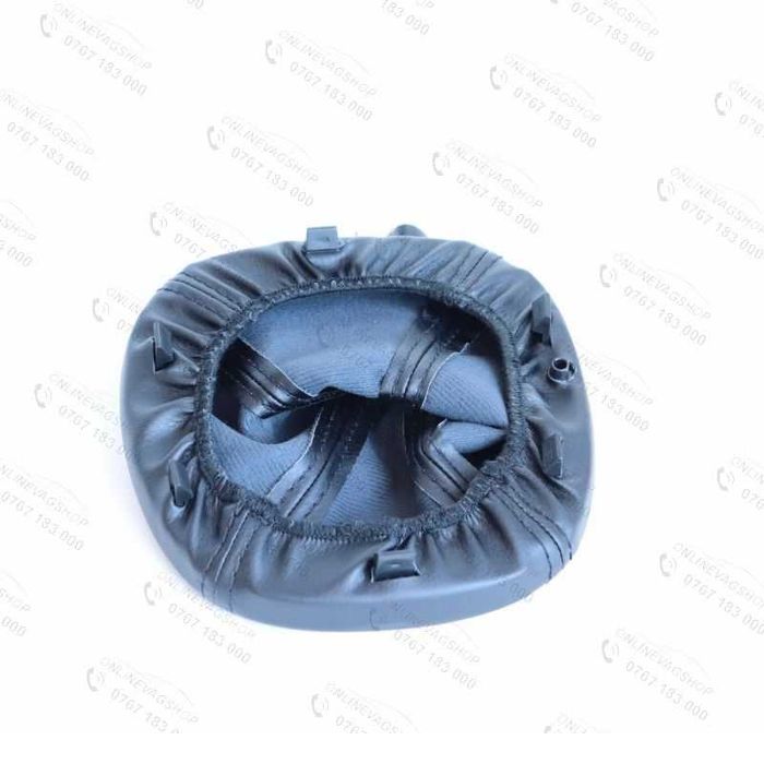 Nuca piele Alfa Romeo Mito in 6 viteze cu manson schimbator