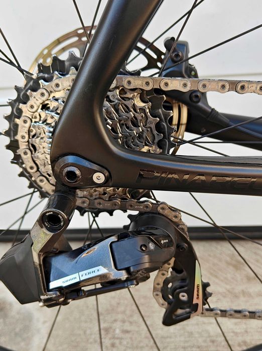 Pinarello Razha 2022 SRAM Force eTap AXS Шосеен Карбонов Велосипед