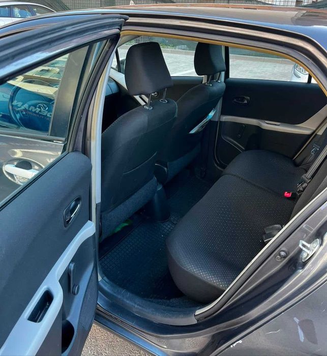 Toyota Yaris de vânzare