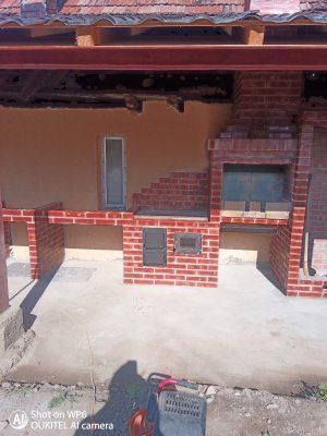 Meseriași în construcții