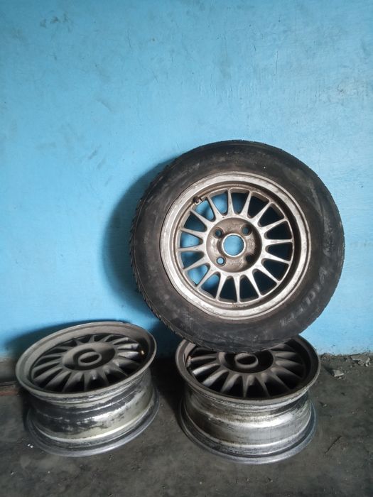 Продам диски на Ауди80