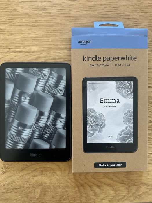 Kindle Paperwhite  12th Gen 16 GB