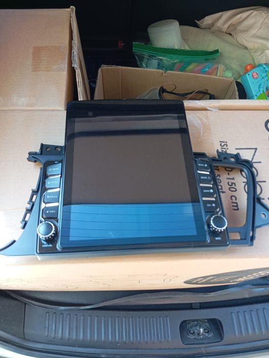 Navigație universala model Tesla Style