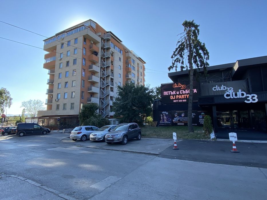 Дава се под наем Гараж / Паркомясто в София, 7-ми 11-ти километър - 20 кв.м за 61.2 € - Снимка #1