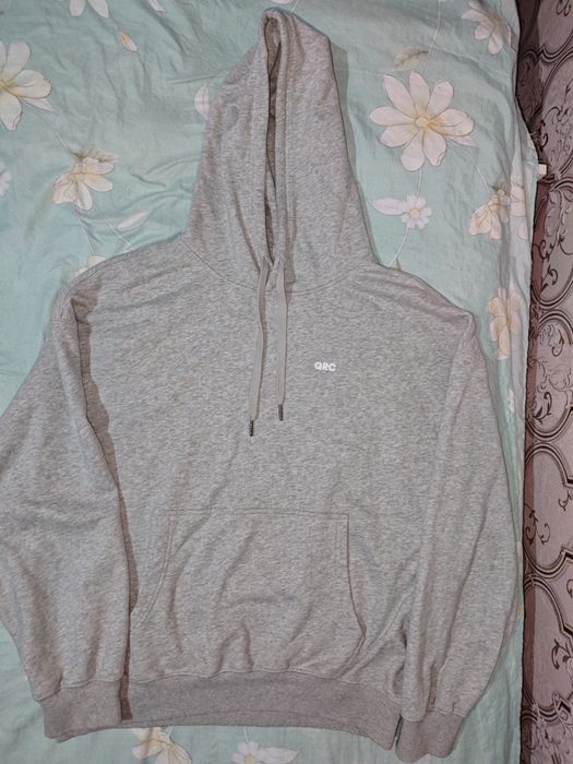 Продам брендовые одежды но низкой цене