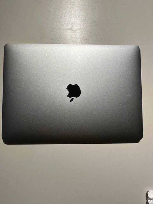 MacBook pro 2017 (model A1708)