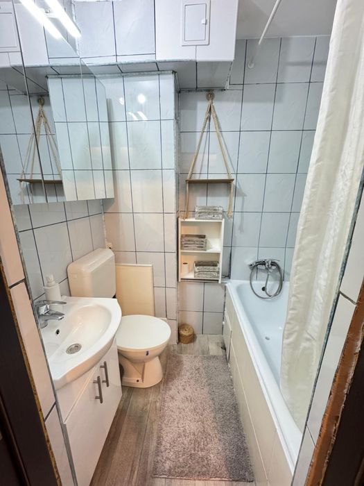 Apartament de inchiriat