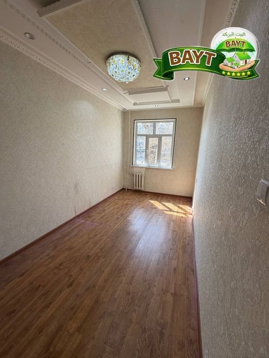 2х комнатная 2этаж РАЗДЕЛКА МЕТРО М.УЛУГБЕК 5мин РАЙХОН продаётся |