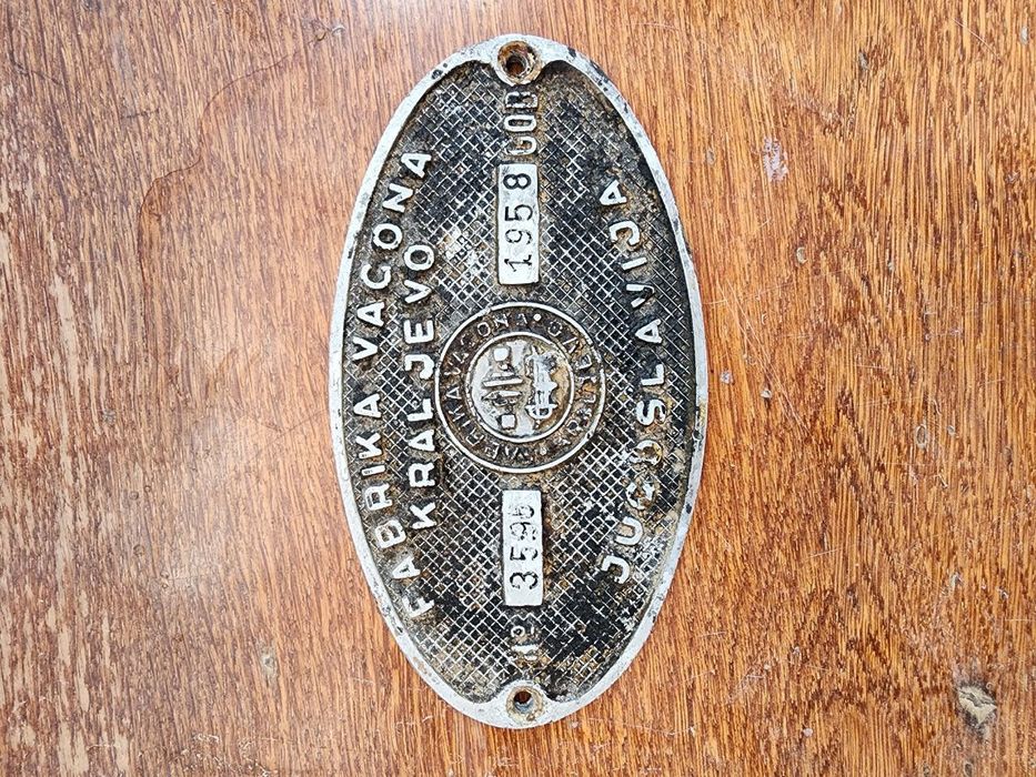 Продается железнодорожный табличка