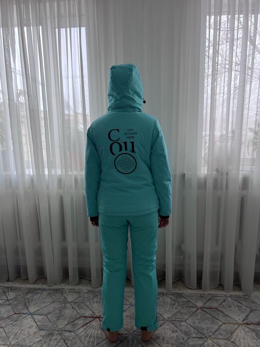 Продам лыжный костьюм