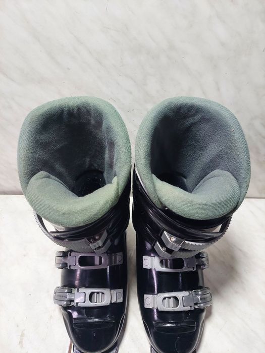 Clapari ski schi  Dalbello mondo  26  corespunde mărimii 40