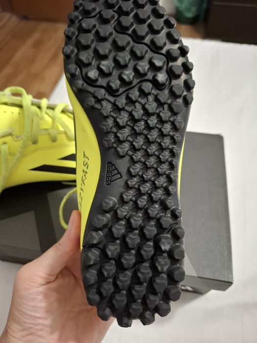 Ghete forbal, Adidas, sintetic