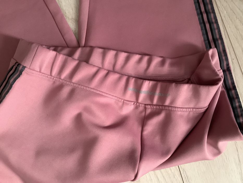 Pantaloni treining dama