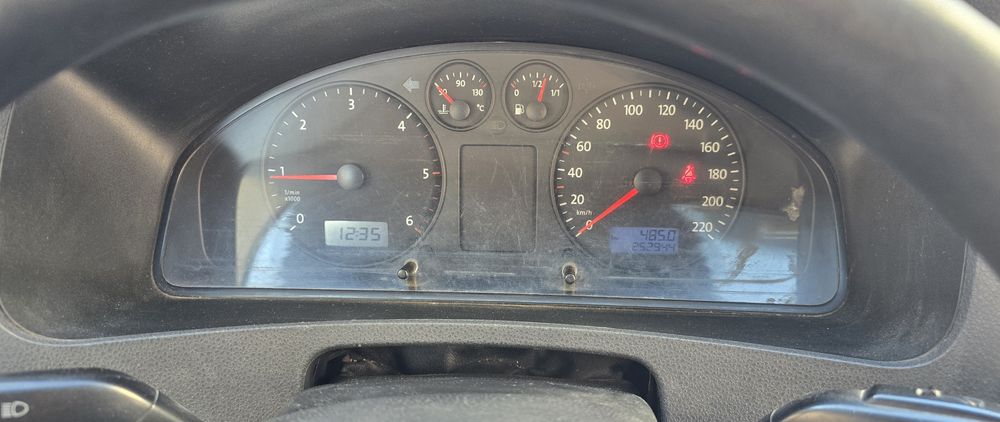 Vand VW T5 2004, 1,9 TDI. Inmatriculata, 253000km