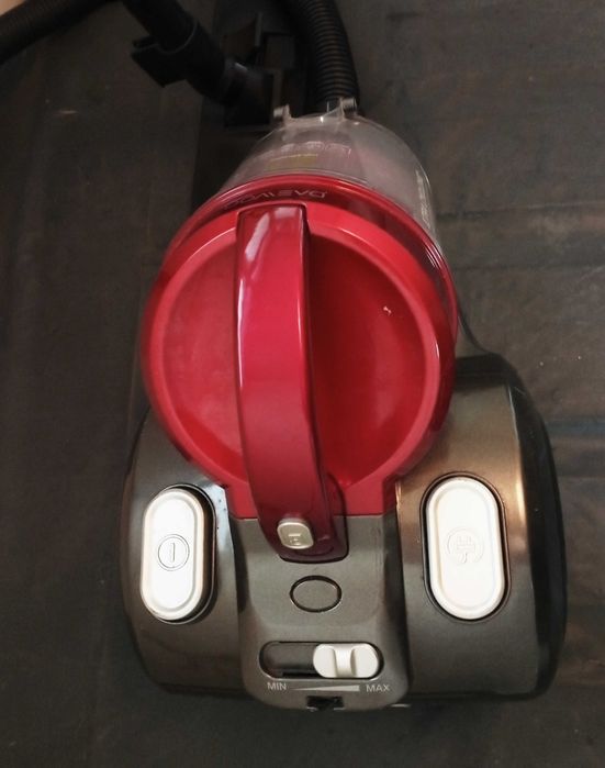 Прахосмукачка DAEWOO 1000W