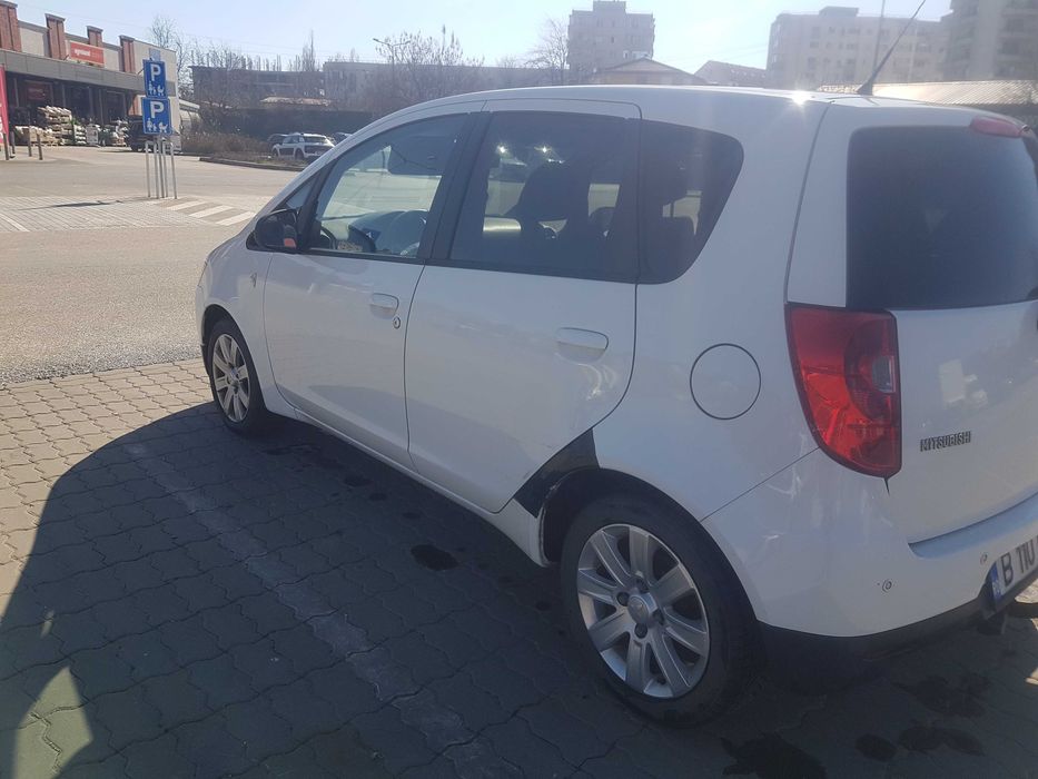 mitsubishi colt 1.3 2012