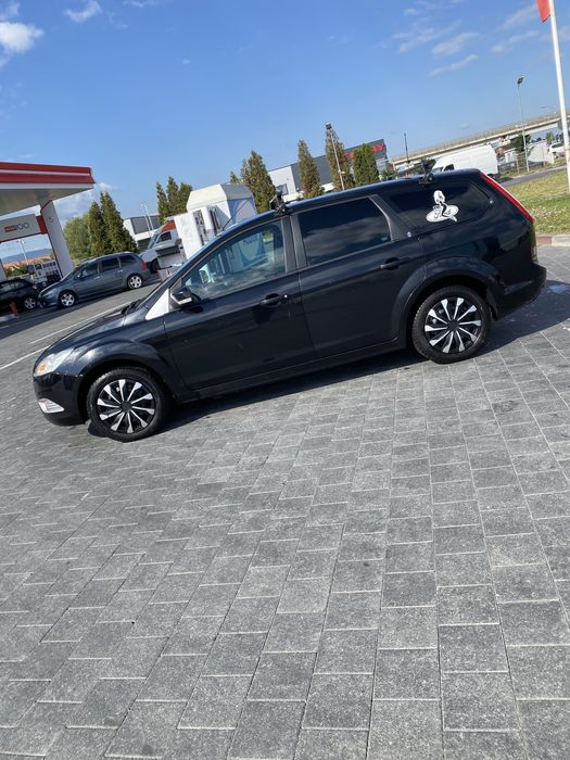 Vand ford focus urgent este in stare impecabila!!!