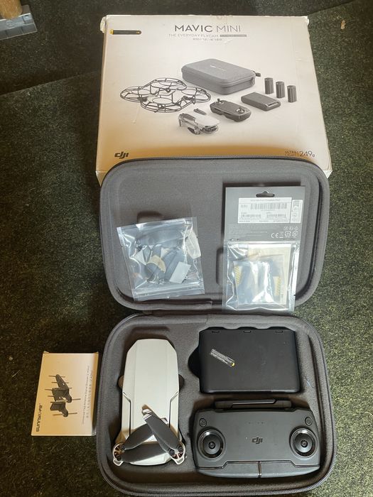 Cand mavic mini fly combo