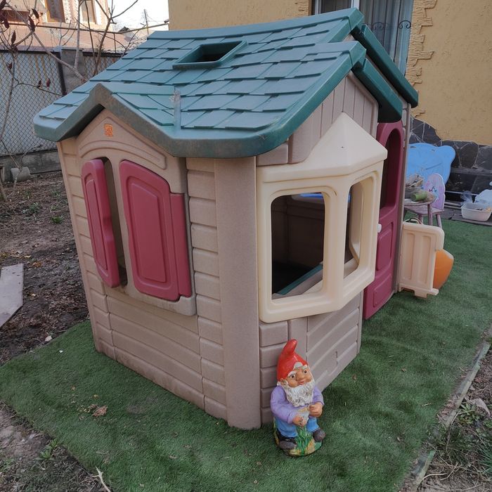 Детский игрушечный домик