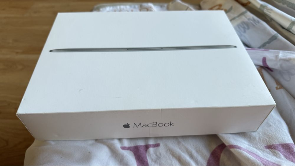 Apple MacBook 12" A1534 early 2016 Gold (EMC 2991)