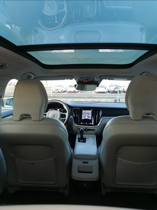VAND/SCHIMB  Volvo V60 2019 2.0  190cp full dotat si foarte ingrijit