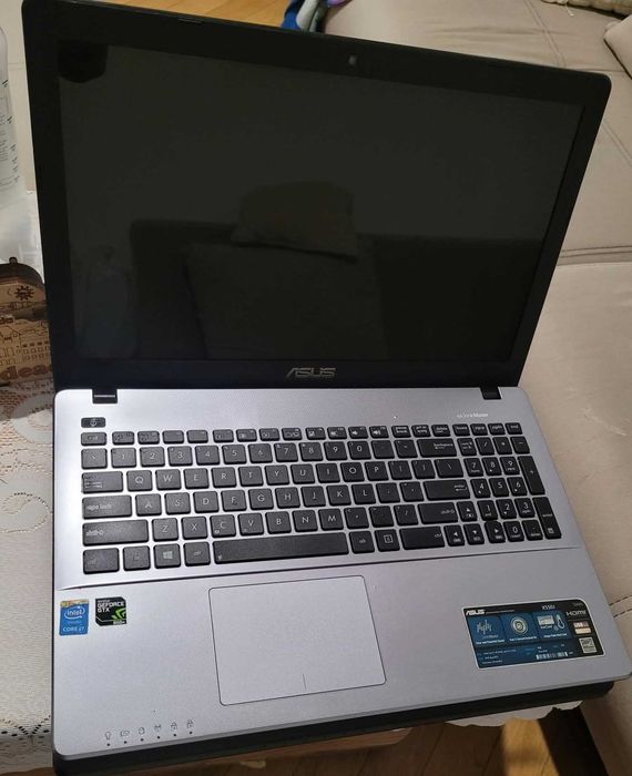 laptop ASUS I7 4710HQ 12GB ram SSD 500GB