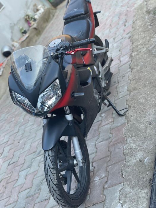 Honda CBR 125 de vanzare sau schimb cu cross acte in regula