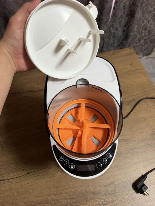 Vand Baby Brezza cu garantie - aparat de preparare lapte praf