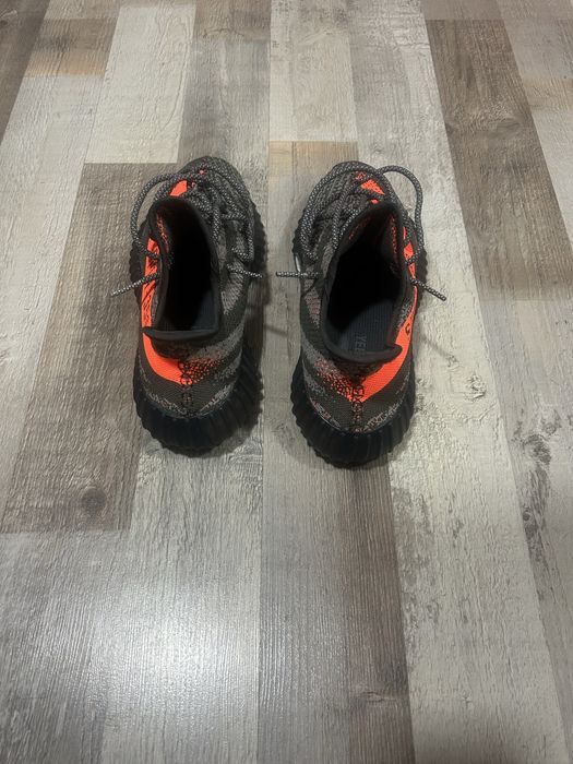 Yeezy 350 v2 carbon beluga