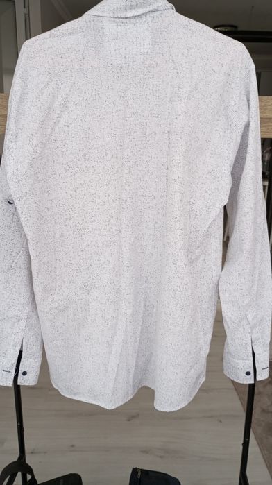 Мъжки ризи с дълъг и къс ръкав