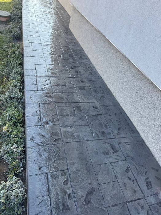 Щампован шлайфан бетон