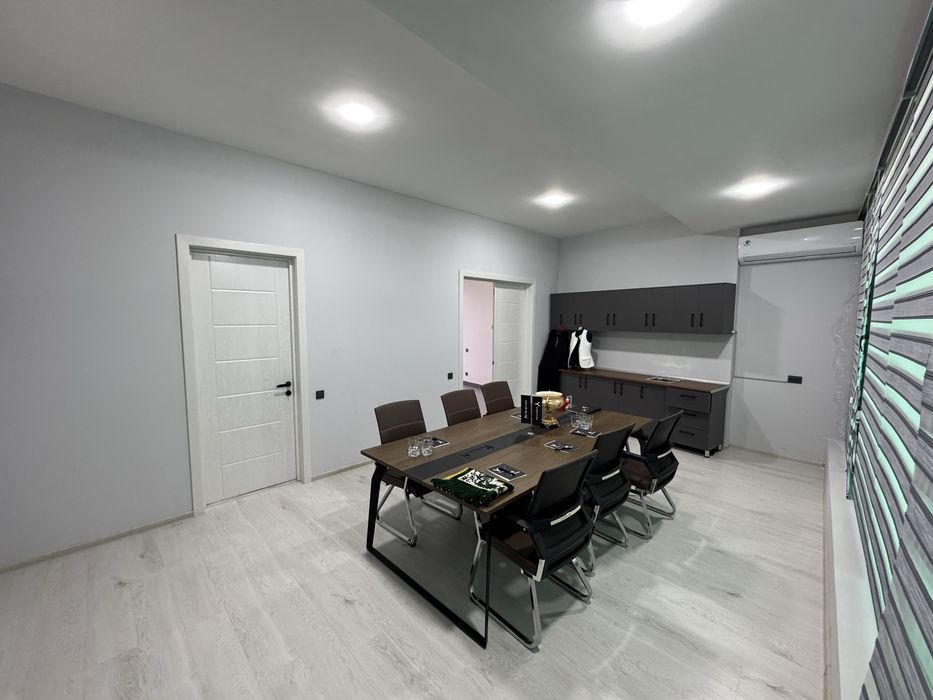 Срочно сдам офис на Ракят ор-р Аския Базар