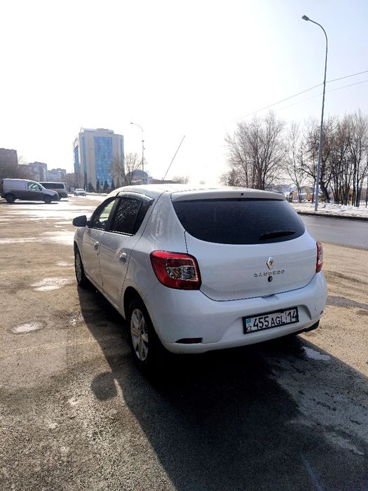 Продам Рено Сандеро 2