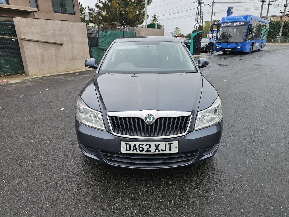SKODA Octavia 2013 — imagine 1