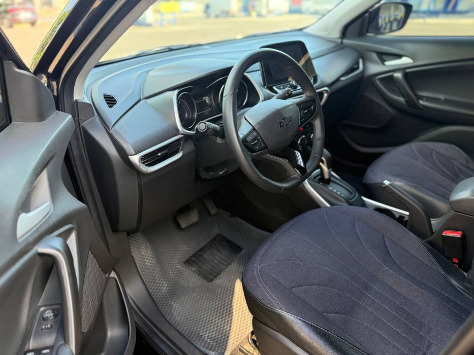 Tracker 2 LS 2023 год