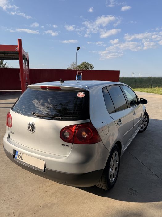 VOLKSWAGEN Golf 2004 — imagine 5
