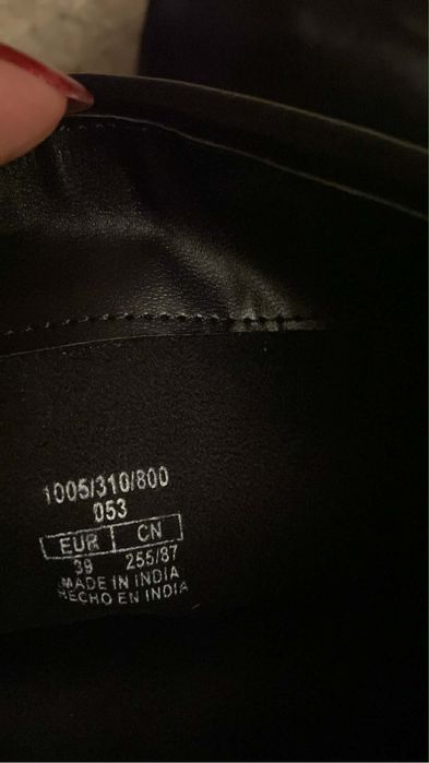 Нови ботуши Zara