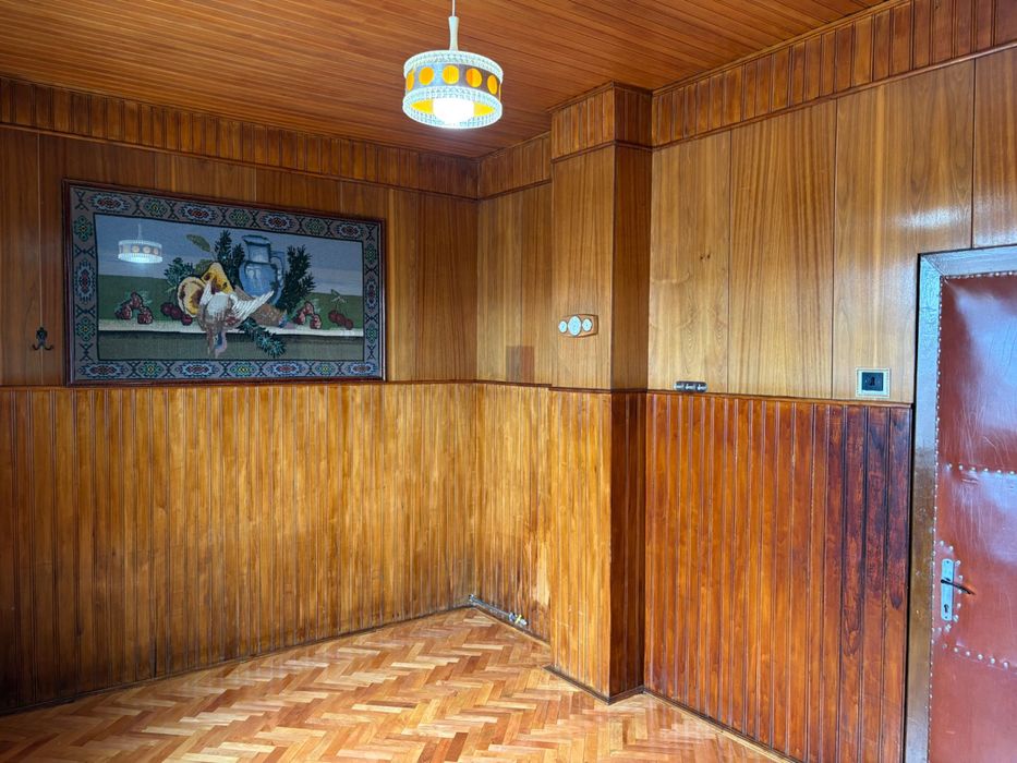 Casa cu spatiu comercial ,  garaj, str. dr. I. Ratiu-facultate ULB