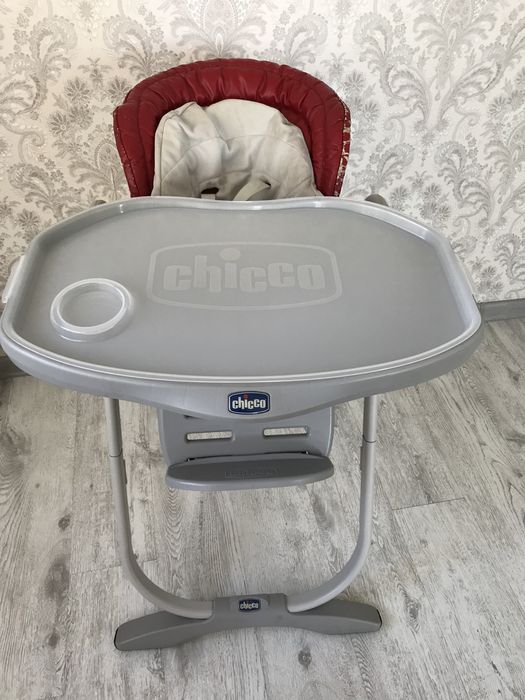 Стульчик Chicco magic polly