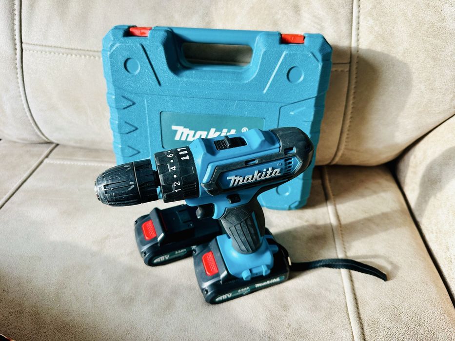 Шуруповёрт Макита