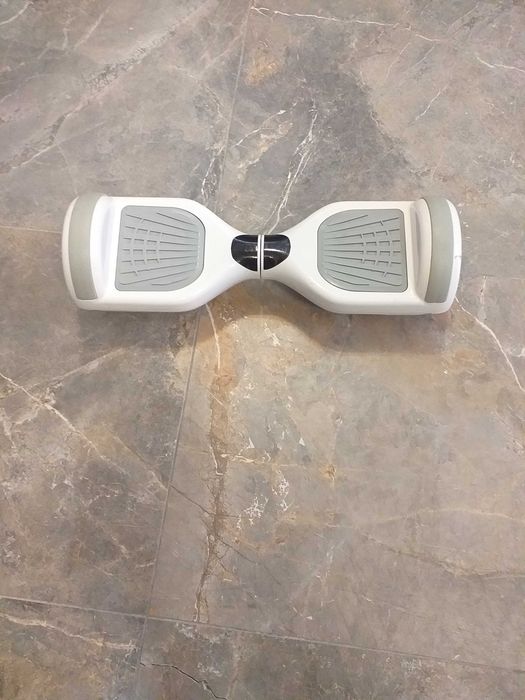 Vand howerboard,cu ridicare personala,nu trimit in țară