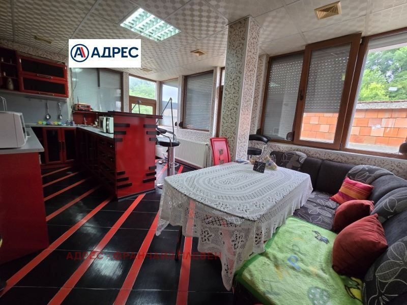 Къща в Плевен, област-с.Садовец площ 110 цена 52900